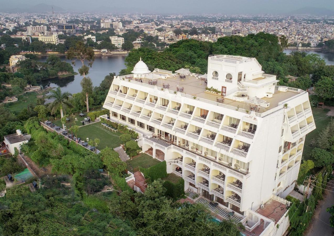 Hotel Hilltop Palace Udaipur Buitenkant foto